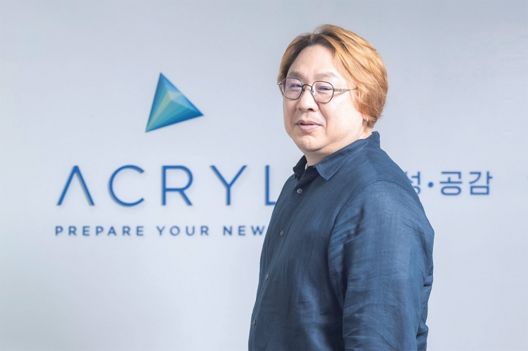 [NEW YEAR ESSAY 2025] Jin Park, CEO of Acryl